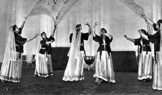 Танец девушек с ковром. Ансамбль народной песни и пляски Армянской ССР